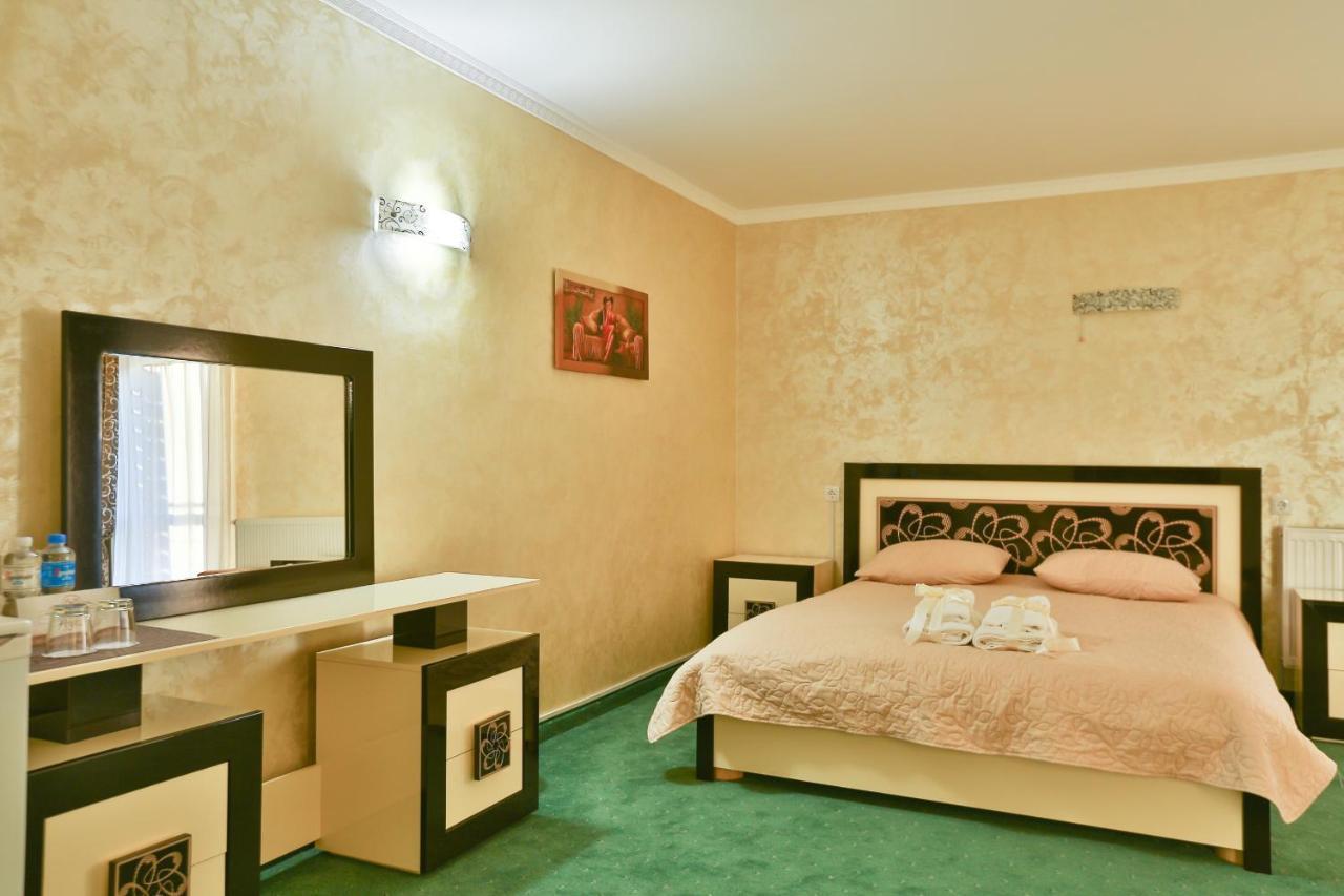 Роляда Tysmenytsia Exterior foto